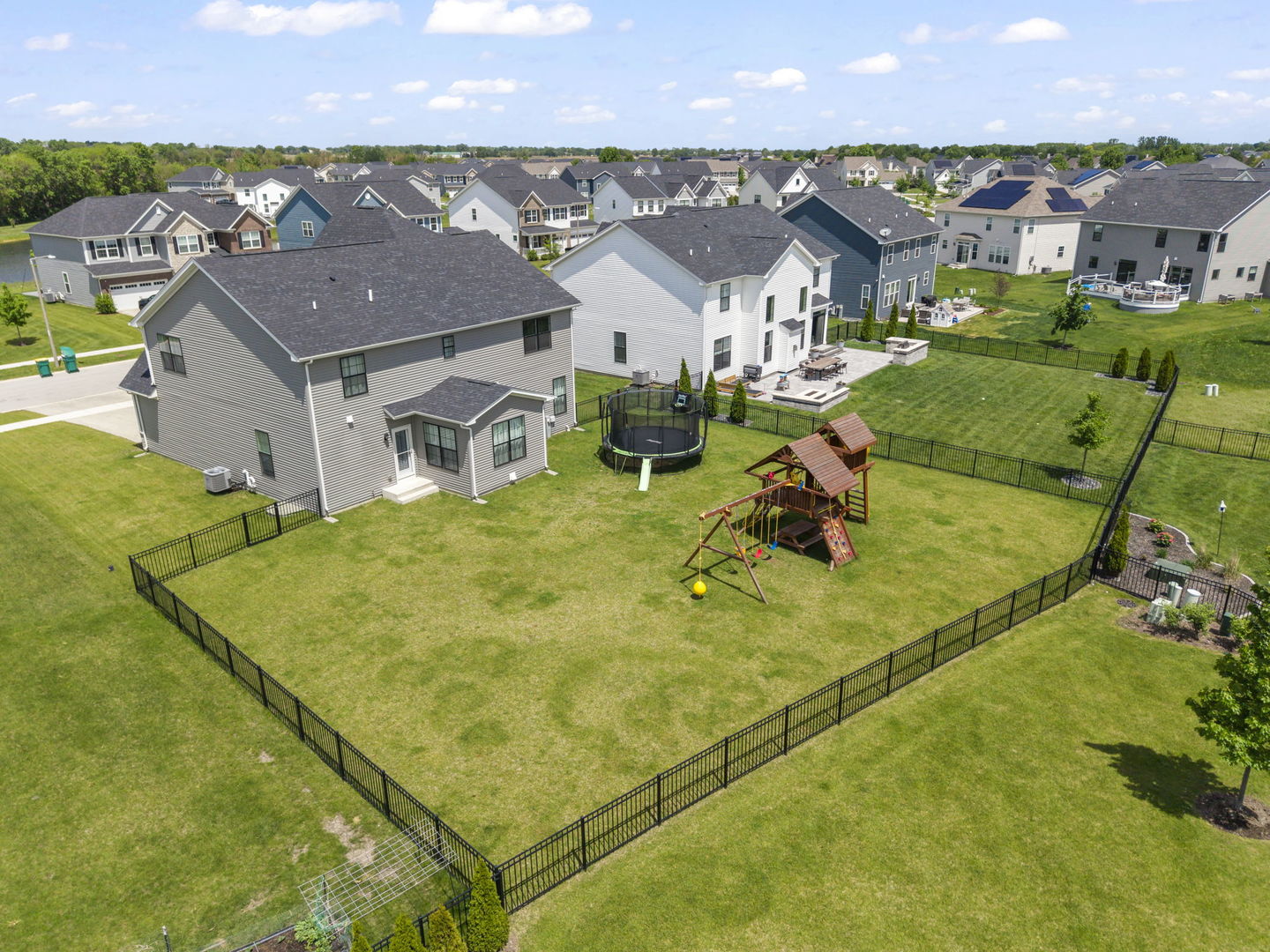 12601 S Poplar Crossing
