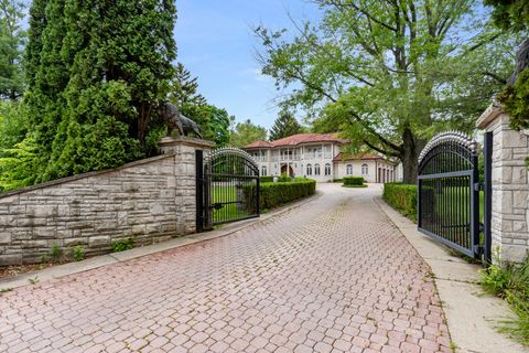 Tiny photo for 1020 Evergreen Drive, Lake Forest, IL 60045 (MLS # 12483717)