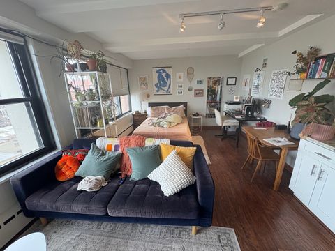 Tiny photo for 3410 N Lake Shore Drive #17J, Chicago, IL 60657 (MLS # 12579283)