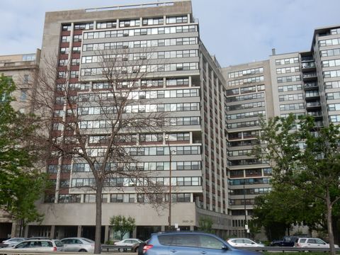 Photo of 3410 N Lake Shore Drive #17J, Chicago, IL 60657 (MLS # 12579283)