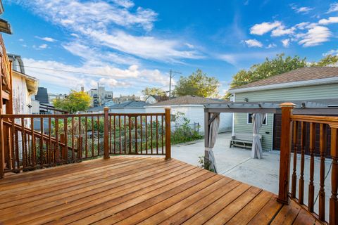 Tiny photo for 5242 N Kimball Avenue, Chicago, IL 60625 (MLS # 12512321)