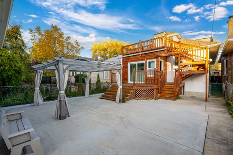 Tiny photo for 5242 N Kimball Avenue, Chicago, IL 60625 (MLS # 12512321)