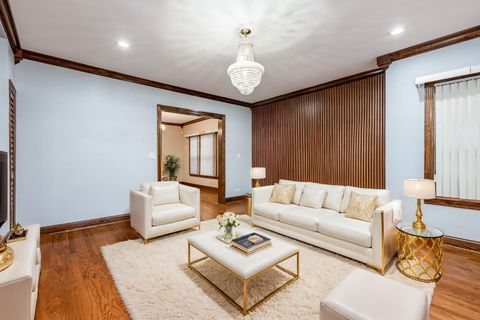 Tiny photo for 5242 N Kimball Avenue, Chicago, IL 60625 (MLS # 12512321)