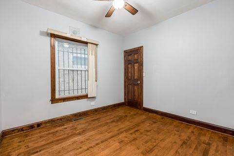 Tiny photo for 5242 N Kimball Avenue, Chicago, IL 60625 (MLS # 12512321)