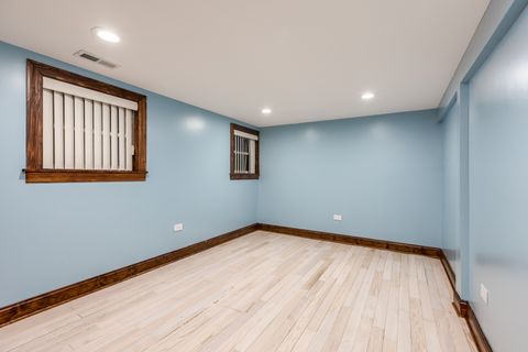 Tiny photo for 5242 N Kimball Avenue, Chicago, IL 60625 (MLS # 12512321)