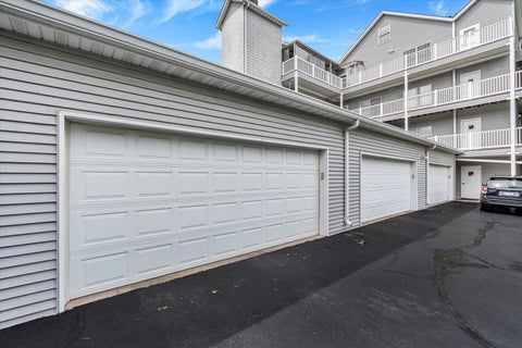 Tiny photo for 4412 River Drive #402, Moline, IL 61265 (MLS # 12736765)