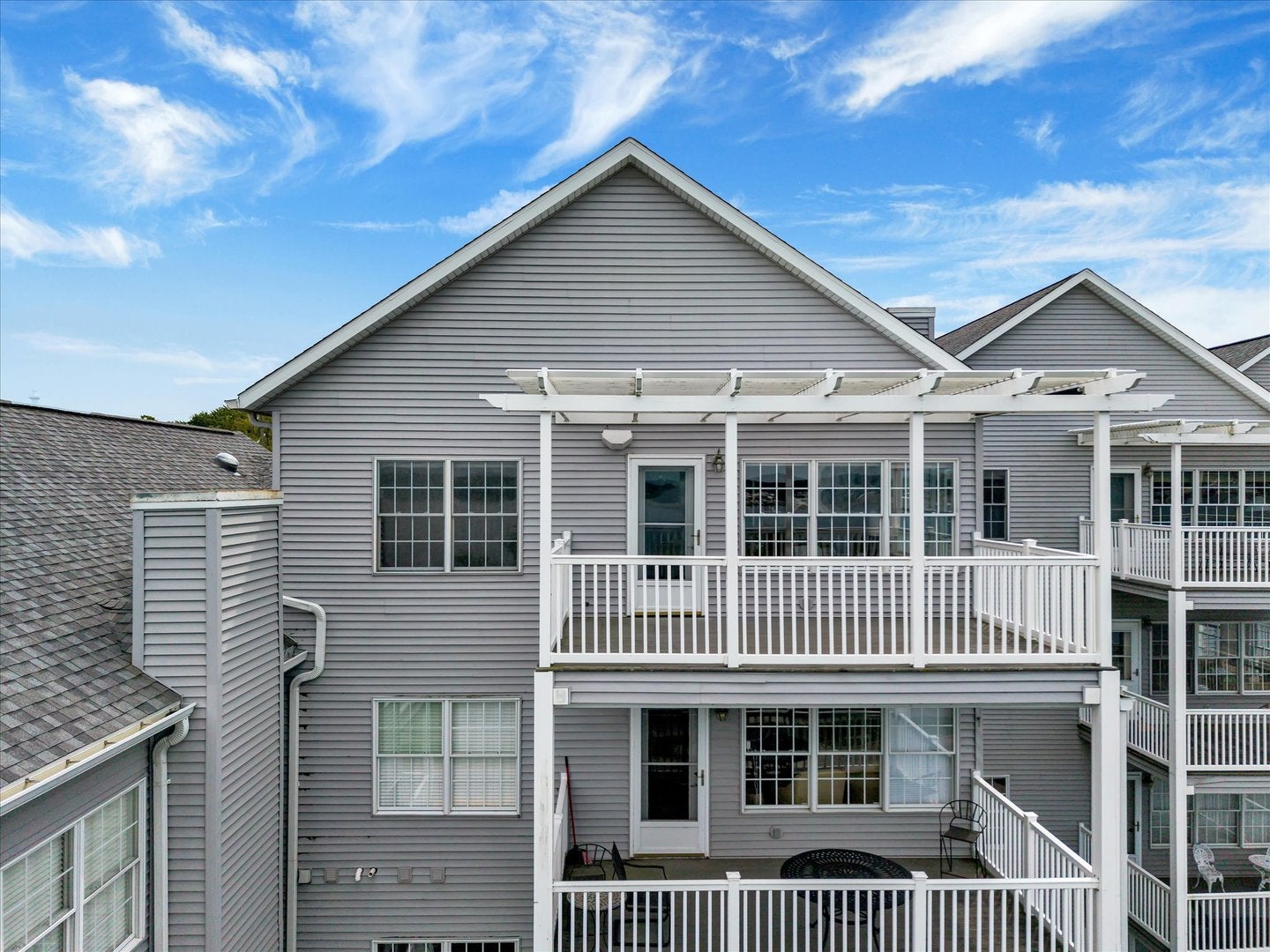 4412 River Drive 402