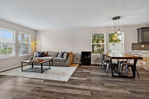 Tiny photo for 60 Wingate Drive #60, Oswego, IL 60543 (MLS # 12504017)