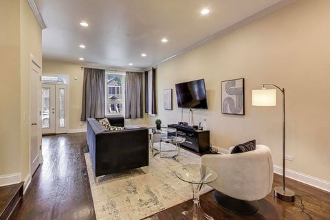 Tiny photo for 1045 W 34th Place, Chicago, IL 60608 (MLS # 12523676)