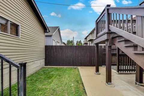 Tiny photo for 1045 W 34th Place, Chicago, IL 60608 (MLS # 12523676)