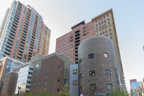 40 E 9th Street 707 Chicago IL 60605