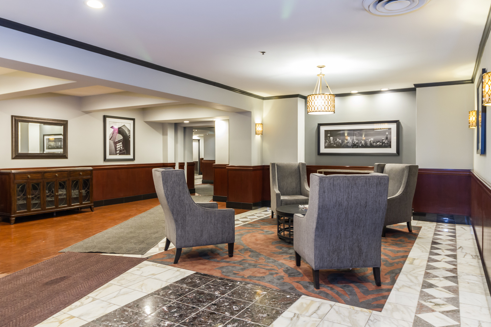 40 E 9th Street 707