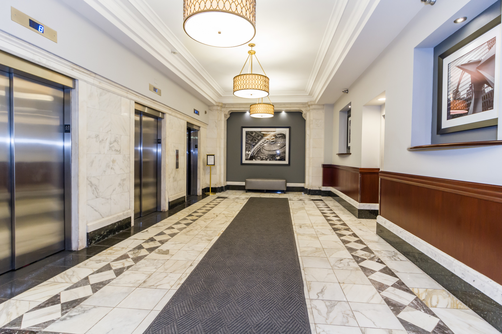 40 E 9th Street 707