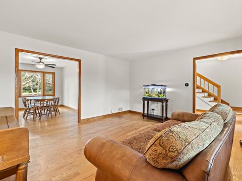 Tiny photo for 11 Spinnaker Court, Grayslake, IL 60030 (MLS # 12561829)