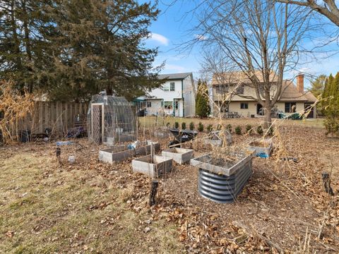 Tiny photo for 11 Spinnaker Court, Grayslake, IL 60030 (MLS # 12561829)