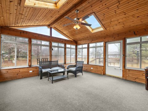 Tiny photo for 11 Spinnaker Court, Grayslake, IL 60030 (MLS # 12561829)