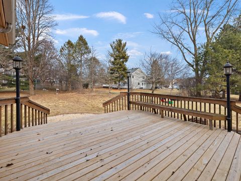 Tiny photo for 11 Spinnaker Court, Grayslake, IL 60030 (MLS # 12561829)