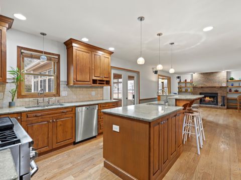 Tiny photo for 11 Spinnaker Court, Grayslake, IL 60030 (MLS # 12561829)