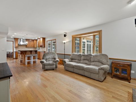 Tiny photo for 11 Spinnaker Court, Grayslake, IL 60030 (MLS # 12561829)