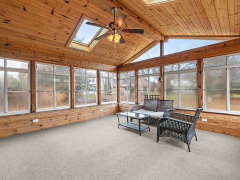 Tiny photo for 11 Spinnaker Court, Grayslake, IL 60030 (MLS # 12561829)