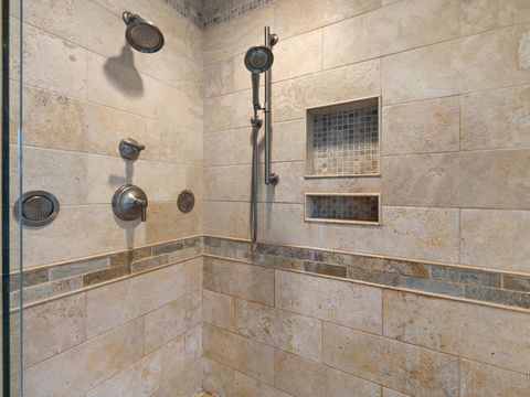 Tiny photo for 11 Spinnaker Court, Grayslake, IL 60030 (MLS # 12561829)