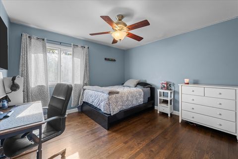 Tiny photo for 1302 Cary Road, Algonquin, IL 60102 (MLS # 12621045)