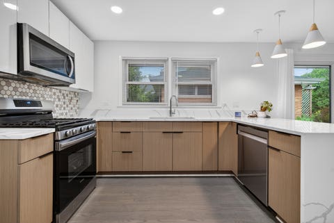 Tiny photo for 516 ELDON Place, Downers Grove, IL 60516 (MLS # 12719170)
