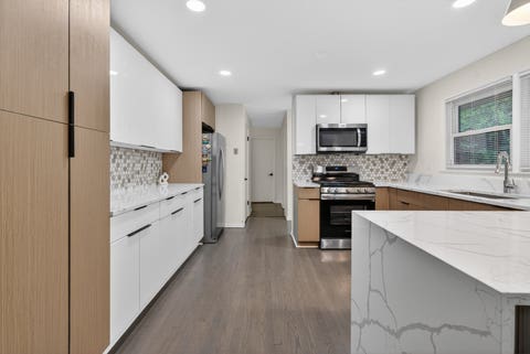 Tiny photo for 516 ELDON Place, Downers Grove, IL 60516 (MLS # 12719170)