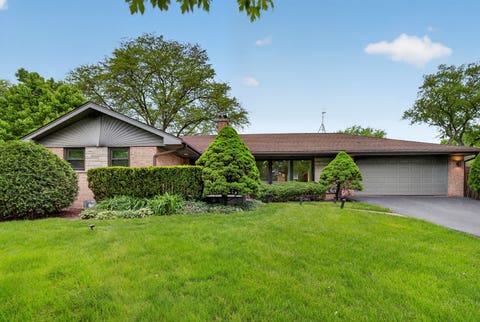 Tiny photo for 516 ELDON Place, Downers Grove, IL 60516 (MLS # 12719170)