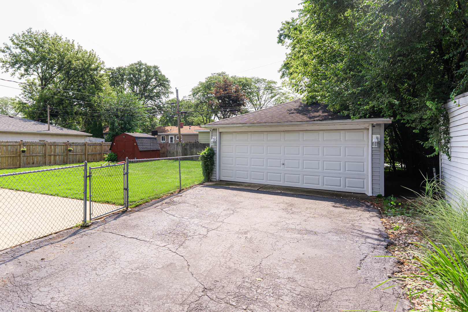 719 W Ridge Road