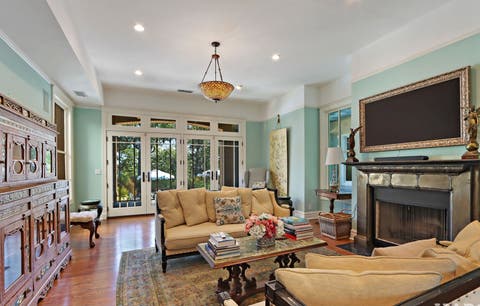 Tiny photo for 34 Logan Loop, Highland Park, IL 60035 (MLS # 12662752)