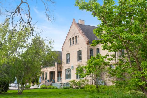 Photo of 34 Logan Loop, Highland Park, IL 60035 (MLS # 12662752)