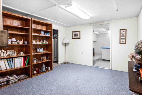 Tiny photo for 2203 Oakwood Avenue, Bloomington, IL 61704 (MLS # 12604610)