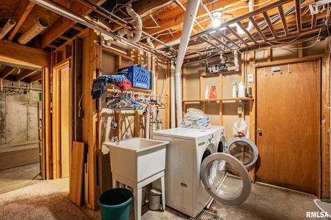 Tiny photo for 541 DALLAS Road, Murphysboro, IL 62966 (MLS # EB459428)