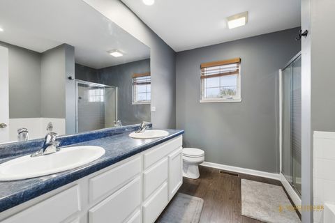 Tiny photo for 521 S Sheridan Road, Lakemoor, IL 60051 (MLS # 12616877)