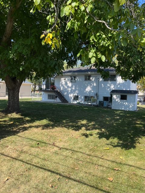 Tiny photo for 433 W Diversey Avenue, Addison, IL 60101 (MLS # 12516447)