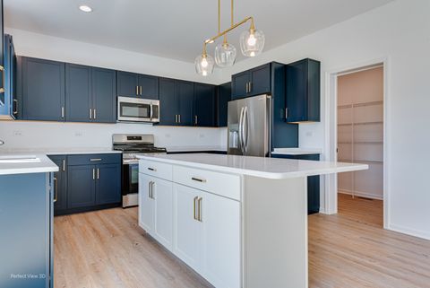 Tiny photo for 25910 W Ravine Woods Drive, Channahon, IL 60410 (MLS # 12609408)