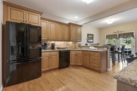 Tiny photo for 3891 WILLOW VIEW Drive #3891, Lake In The Hills, IL 60156 (MLS # 12496173)