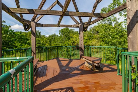 Tiny photo for 620 McHenry Road #104, Wheeling, IL 60090 (MLS # 12696214)