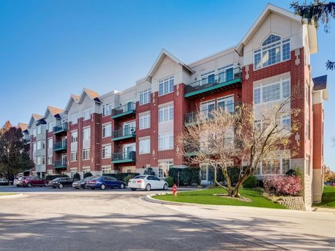 Tiny photo for 620 McHenry Road #104, Wheeling, IL 60090 (MLS # 12696214)
