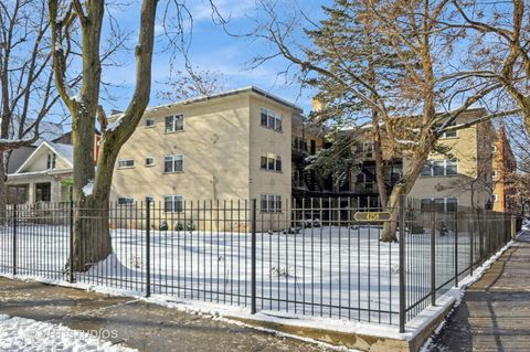 4258 N Greenview Avenue 1E Chicago IL 60613