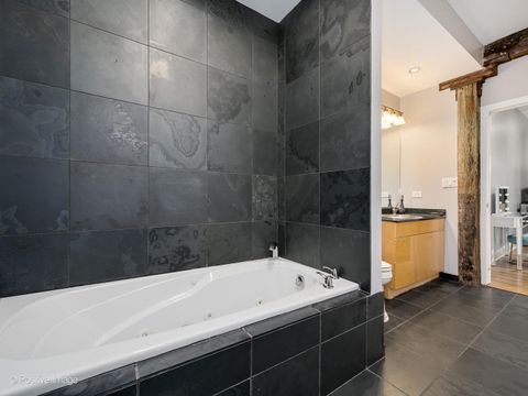 Tiny photo for 1118 W Fulton Market Street #403, Chicago, IL 60607 (MLS # 12530094)