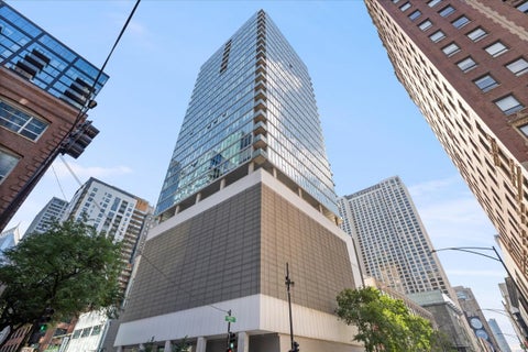 Photo of 550 N Saint Clair Street #1302, Chicago, IL 60611 (MLS # 12751938)
