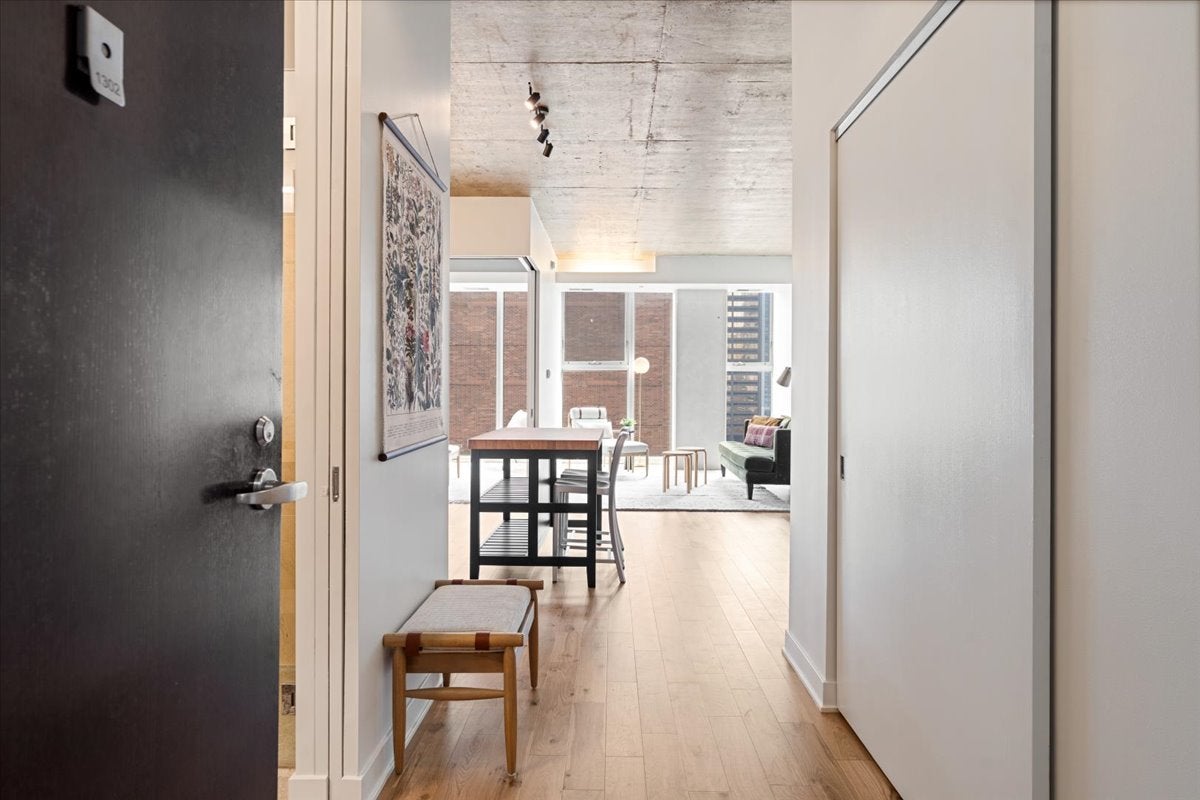 550 N Saint Clair Street 1302