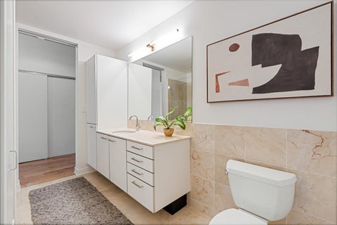 Tiny photo for 550 N Saint Clair Street #1302, Chicago, IL 60611 (MLS # 12751938)