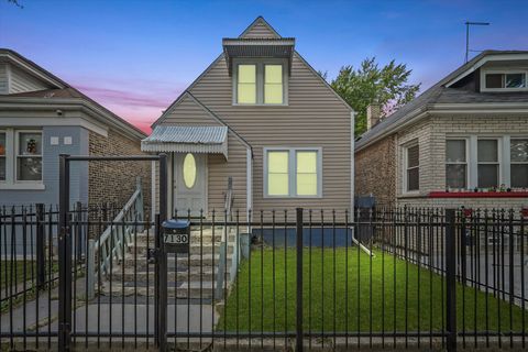 Tiny photo for 7130 S Seeley Avenue, Chicago, IL 60636 (MLS # 12568370)