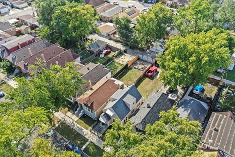 Tiny photo for 7130 S Seeley Avenue, Chicago, IL 60636 (MLS # 12568370)