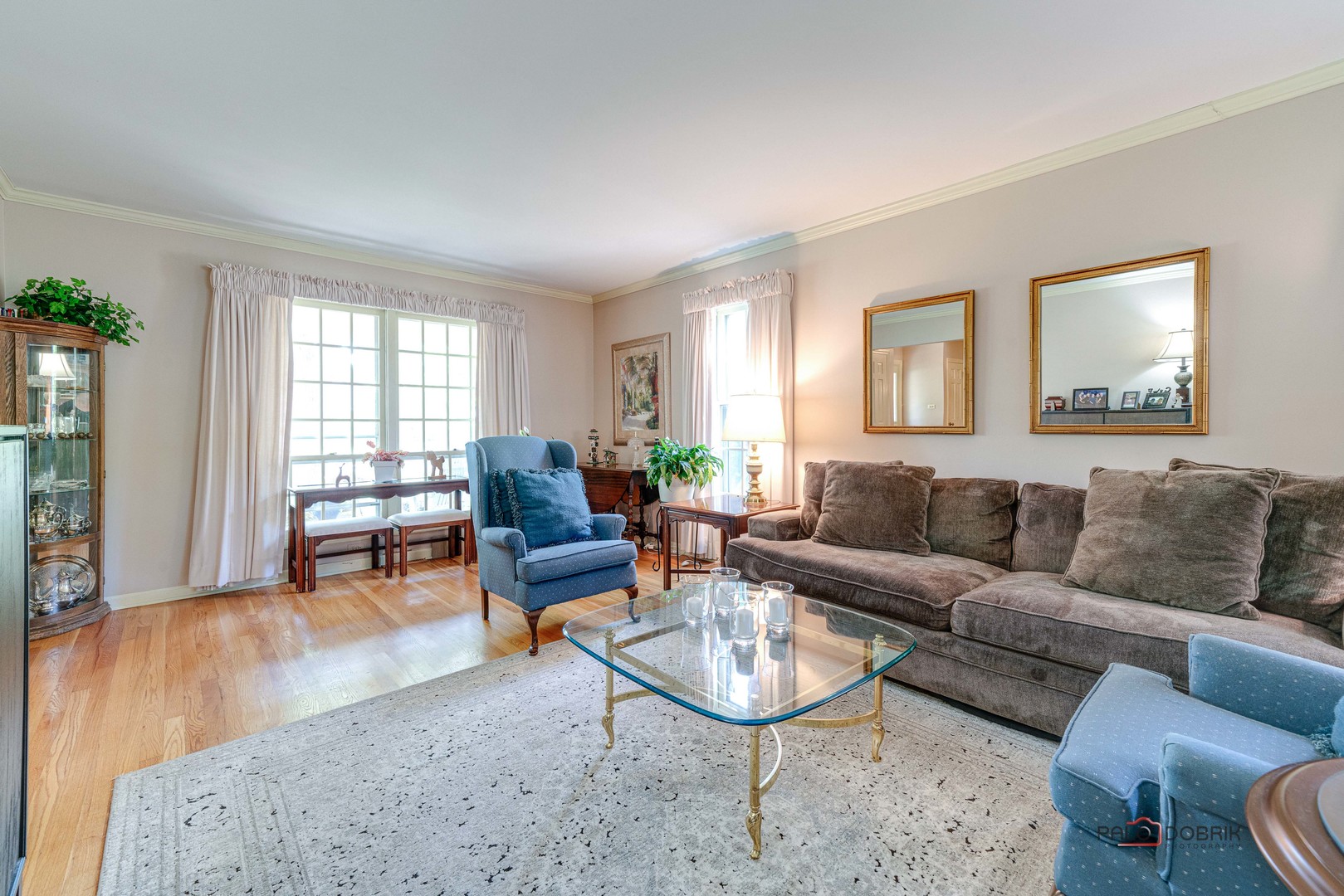 306 W Noyes Street