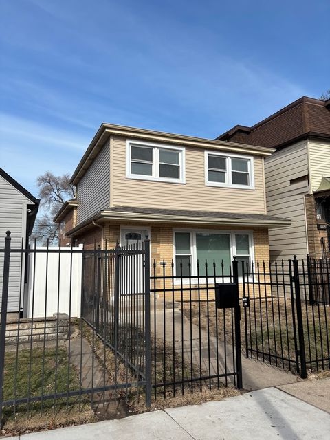 Photo of Chicago, IL 60617 (MLS # 12580246)