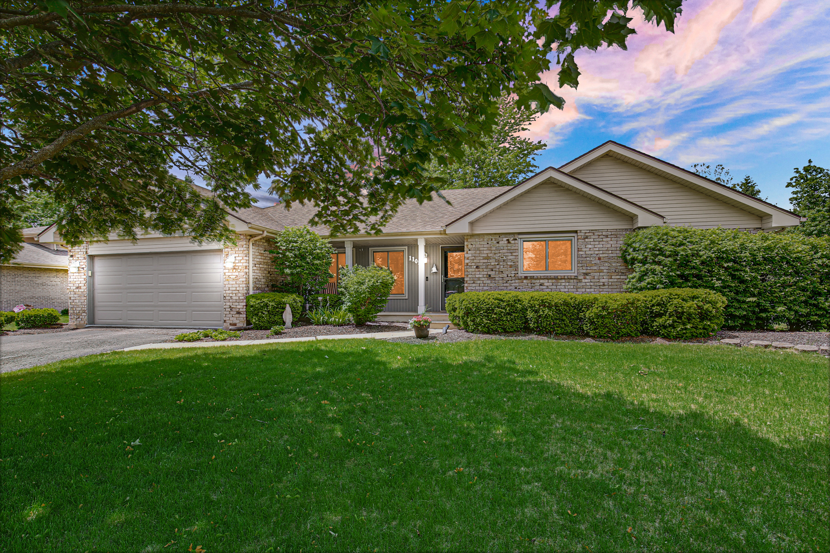 1105 Somerset Acres